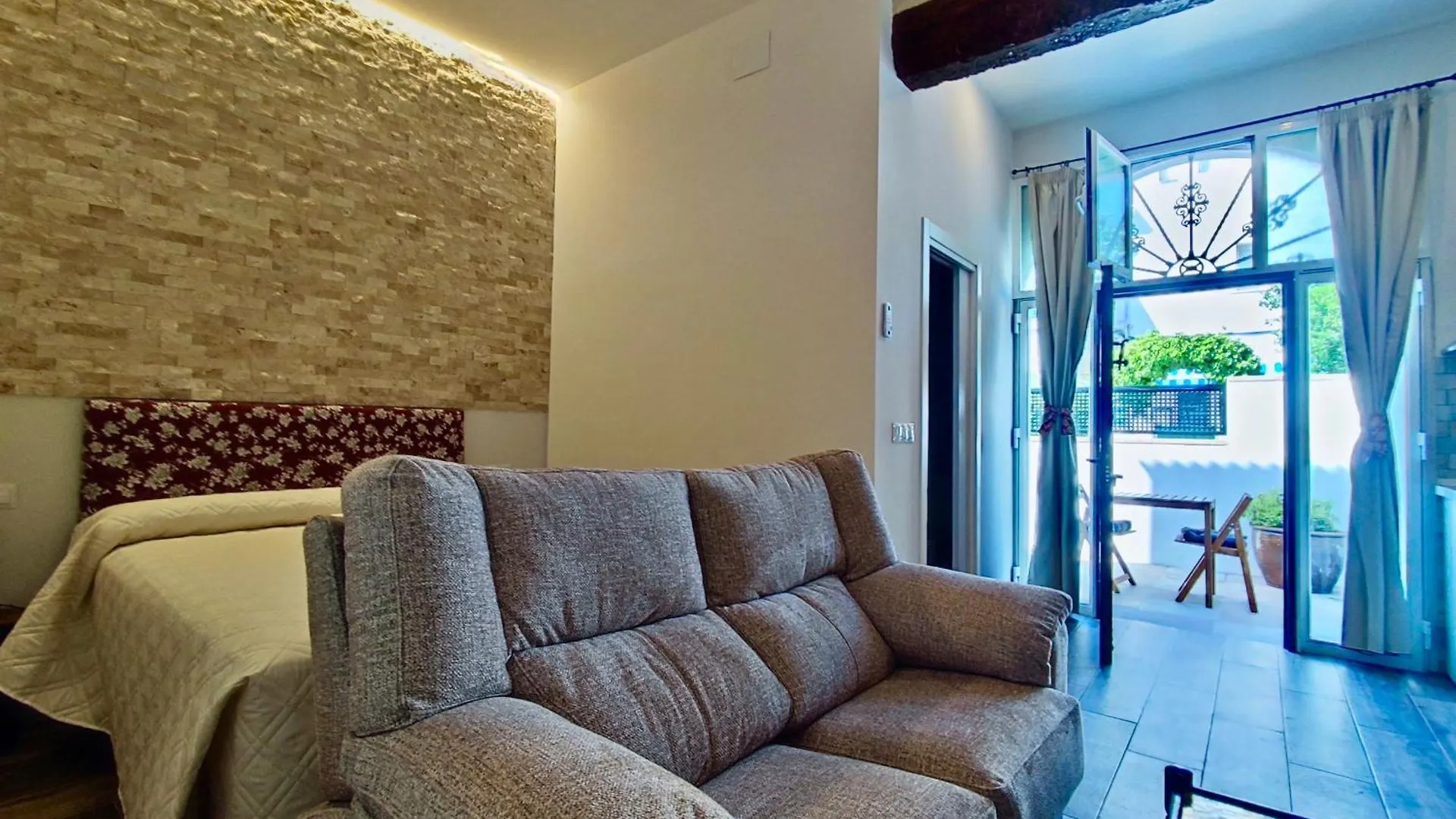 Apartment Estudiovintage. Heliopolis Seville